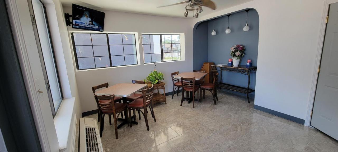 Americas Best Value Inn San Antonio Downtown Riverwalk Eksteriør billede