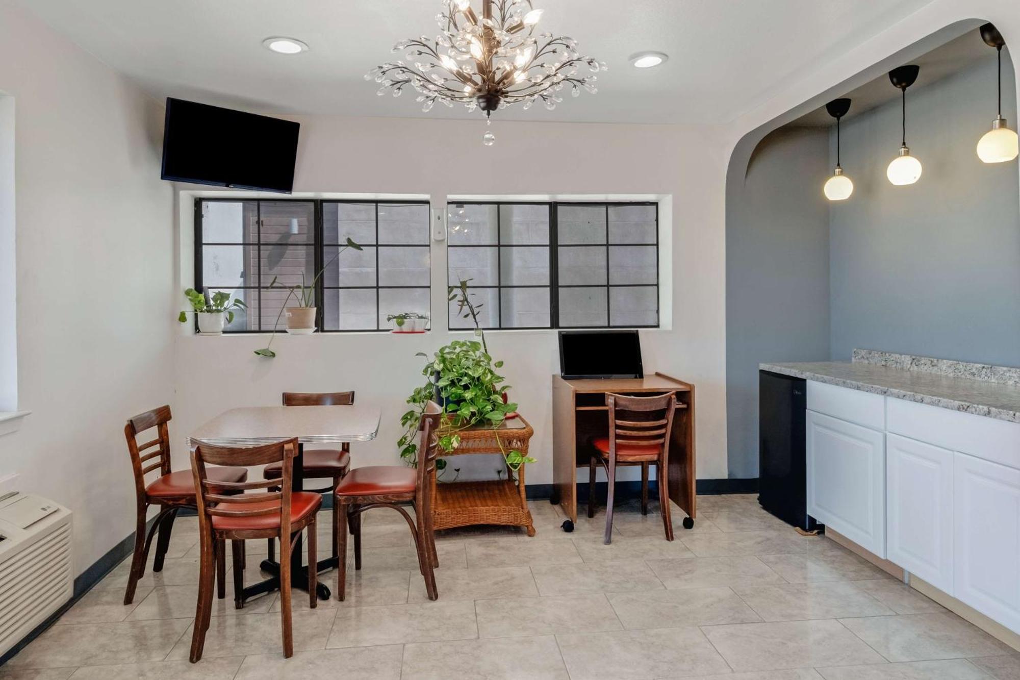 Americas Best Value Inn San Antonio Downtown Riverwalk Eksteriør billede